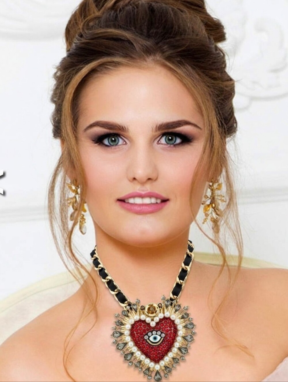 ❤️▪️Betsey Johnson▪️Rockin Riches Heart Statement Gold Necklace Crystal Evil Eye - Picture 2 of 5